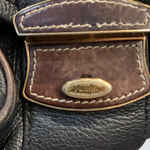 Prada - Picture 3 of 4